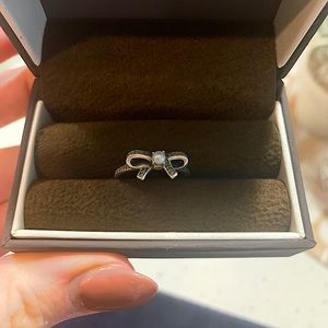 Pandora Bow Ring with Pearl